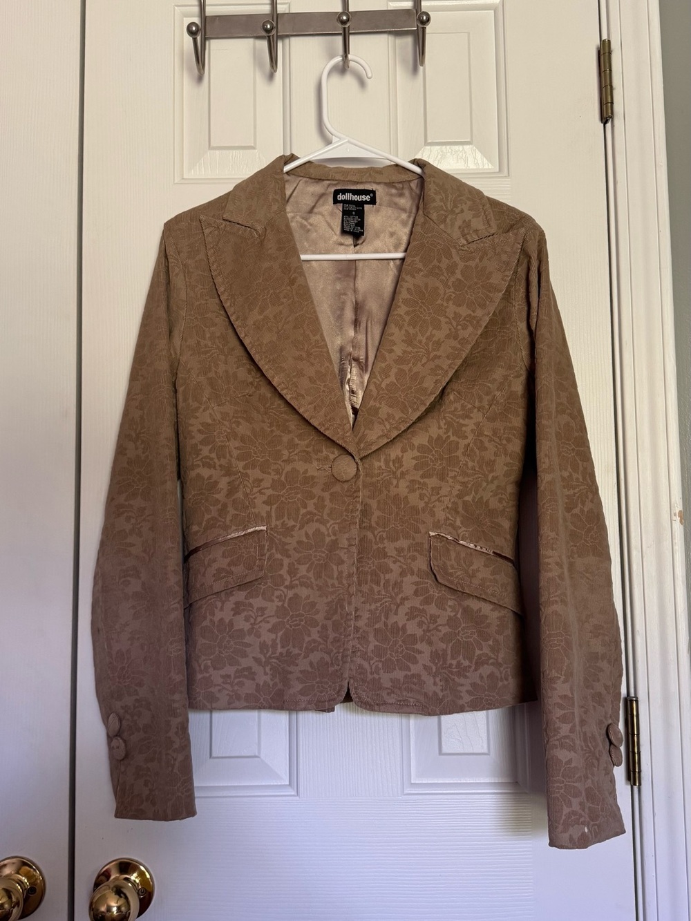 Dollhouse Tan Floral Jacquard Single-Button Blazer